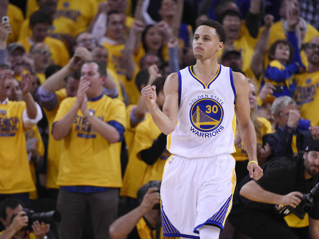 Stephen Curry scores 34 to push Warriors past Rockets in Game 1
