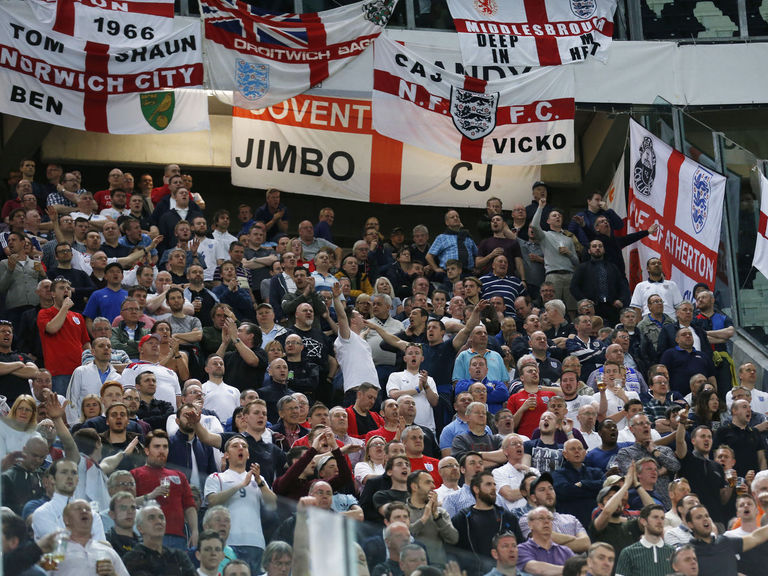 FA calls on England supporters to show respect, not chant antiIRA