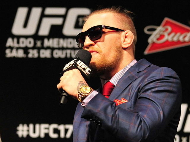 McGregor verbally spars with Cerrone at press conference