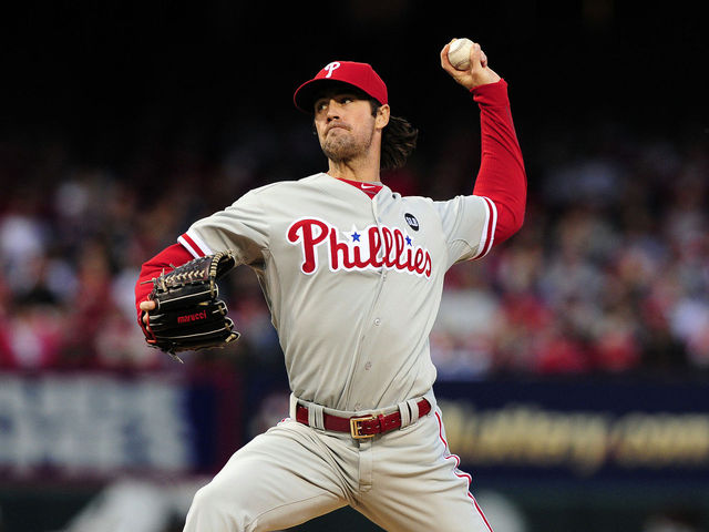 Report: Hamels won't waive no-trade clause to join Blue Jays