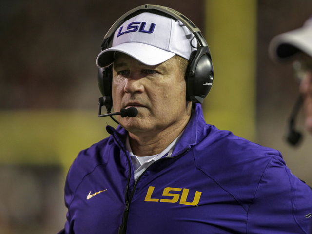 LSU denies Les Miles has resigned