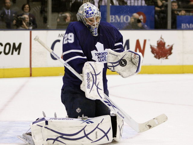 Former Maple Leafs goaltender Justin Pogge interested in return to NHL