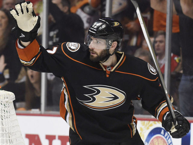 Ducks sign Ryan Kesler to 6-year contract extension worth reported $41.25M