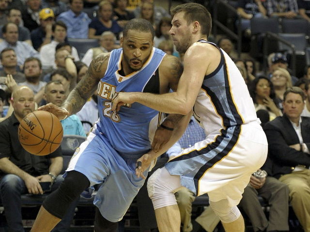 Report: Jameer Nelson to decline player option