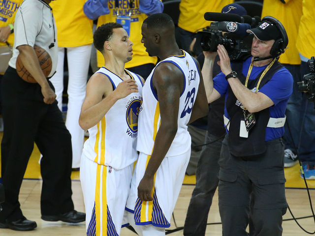 Warriors survive LeBron's 44 points, win Game 1 OT thriller