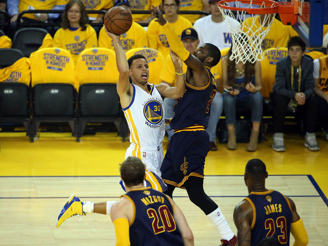 VIDEO: Kyrie Irving makes terrific block on Steph Curry drive, runs floor with ease