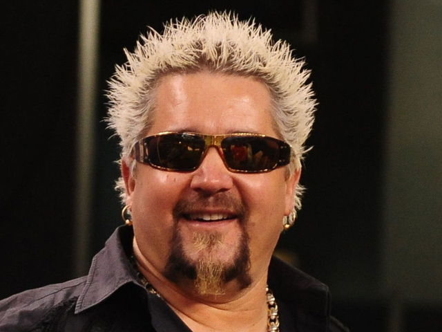 Guy Fieri: 'Couldn't make a dish hotter than Curry,' may name recipe after Steph