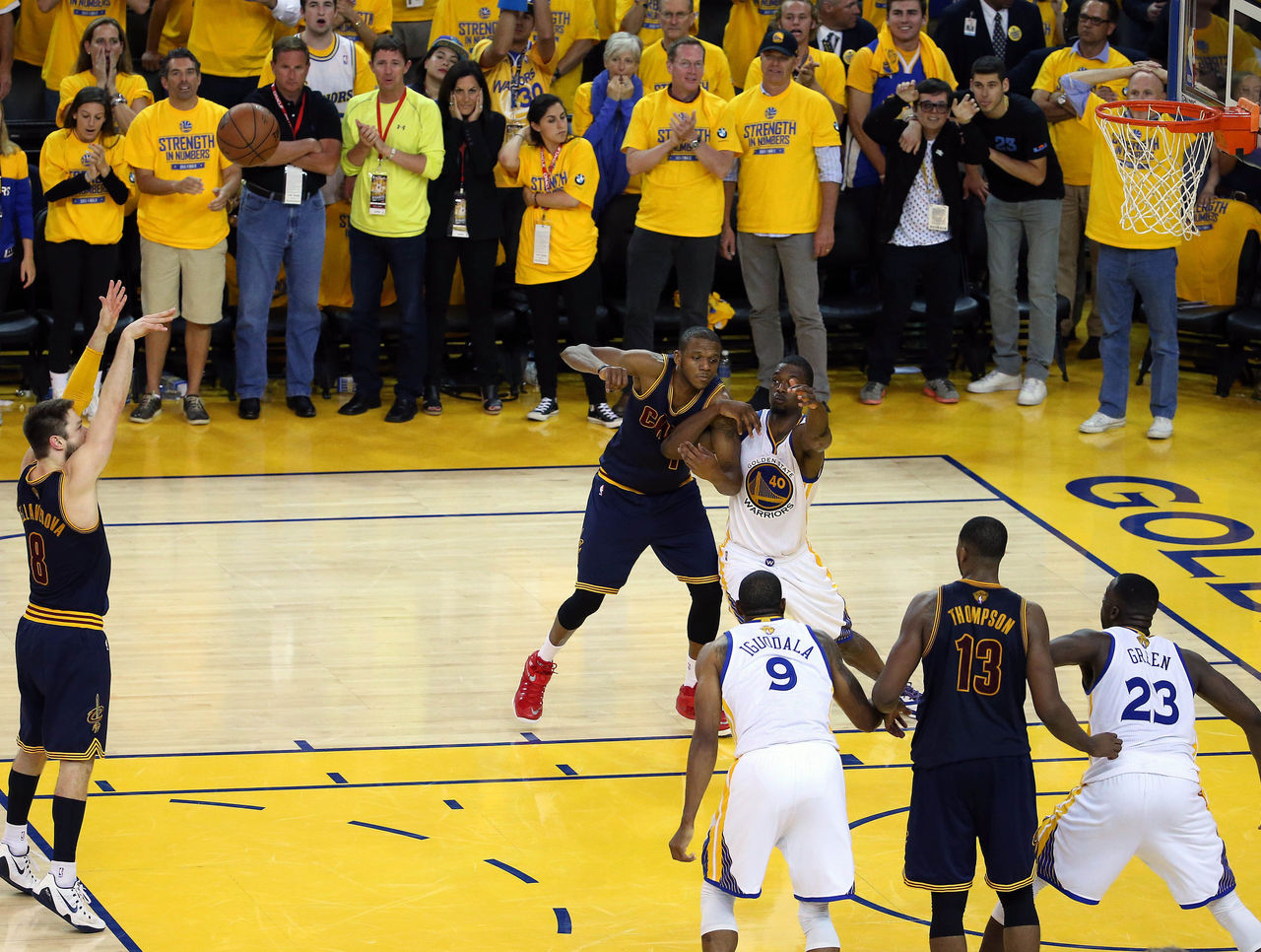 The best photos from Game 2 of the NBA Finals | theScore.com