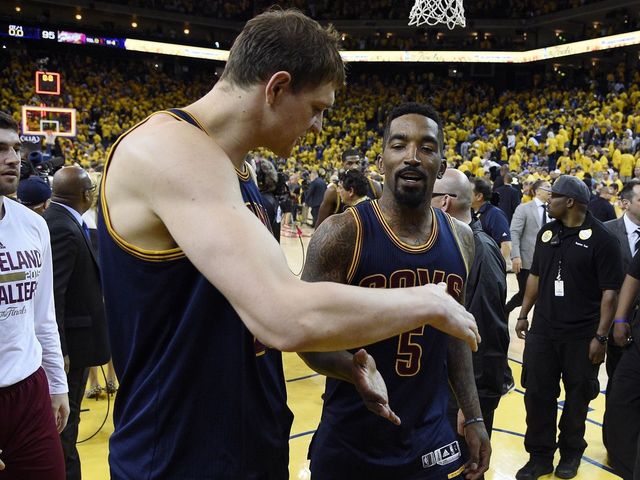 J.R. Smith owns up to lousy Game 2: 'I did some dumb things'