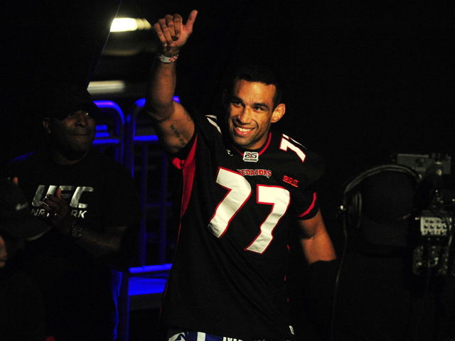 UFC 188: Werdum submits Velasquez; Alvarez outlasts Melendez