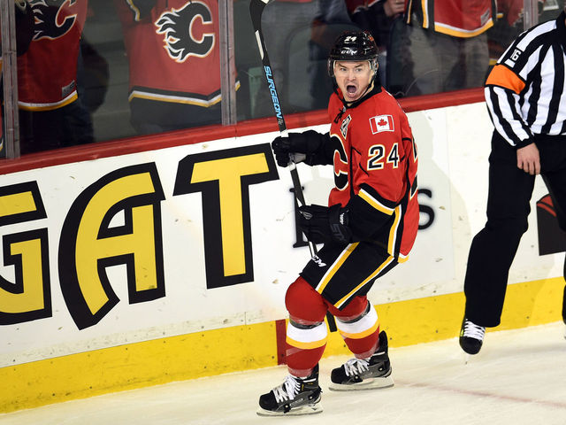 VIDEO: Monahan, Gaudreau tee up Hudler for perhaps final time