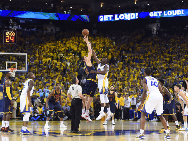 NBA Finals: Draymond Green caps hot Warriors start with 2 big dunks (VIDEO)