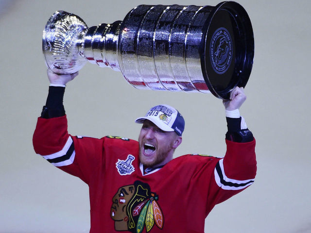 Blackhawks retiring Hossa's number next season