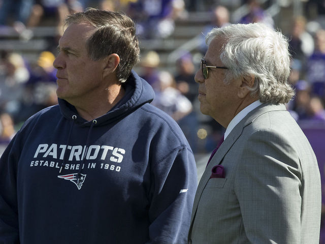 Report: Bill Belichick walks away from Goodell speech