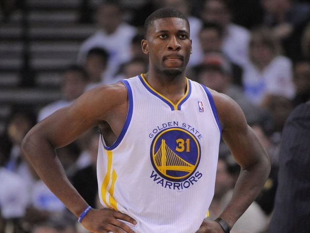 Warriors won't sign Festus Ezeli to extension prior to deadline