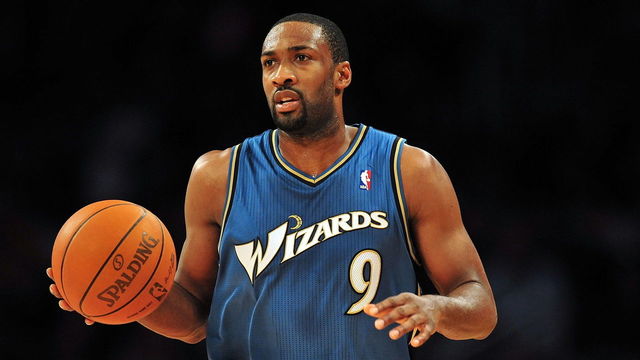 Watch: Gilbert Arenas has a bunch of Jordan's old Wizards gear