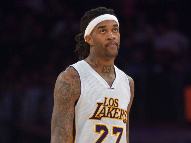 Report: Lakers unlikely to exercise team option on Jordan Hill