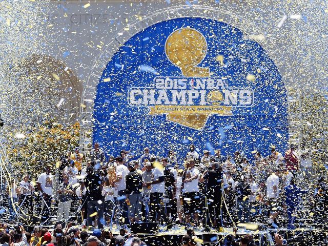PHOTOS: Warriors celebrate 1st title in 40 years with championship parade