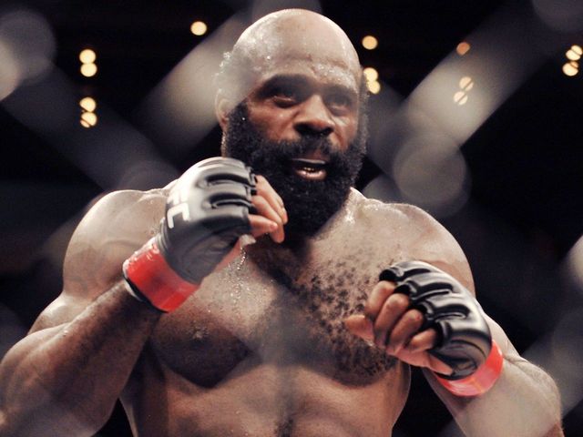 VIDEO: Kimbo Slice TKOs Dada 5000 in 3rd round of utter debacle