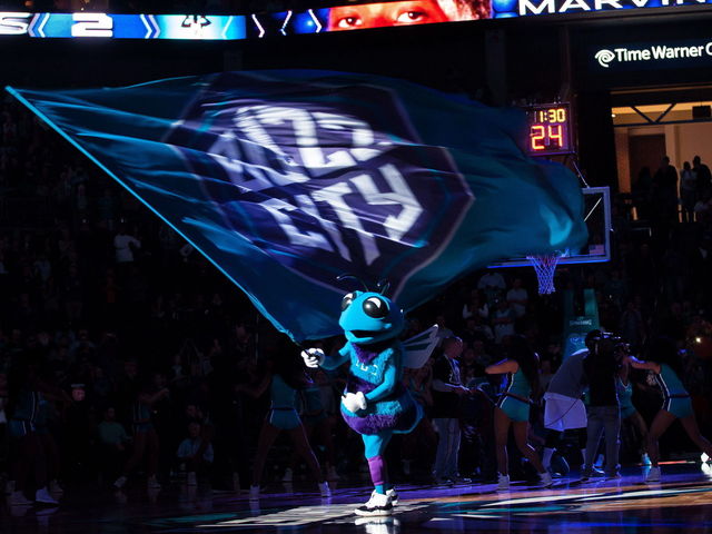 MEDIA: Charlotte Hornets unveil alternate 'Buzz City' uniforms