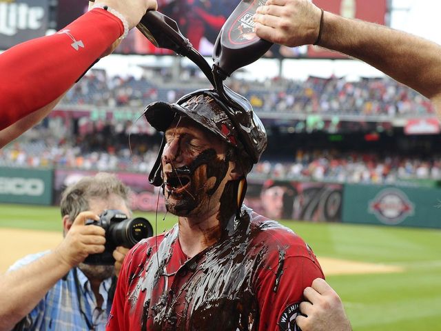 Nats' home-run hero Dan Uggla takes chocolate sauce bath in sticky  celebration - The Washington Post