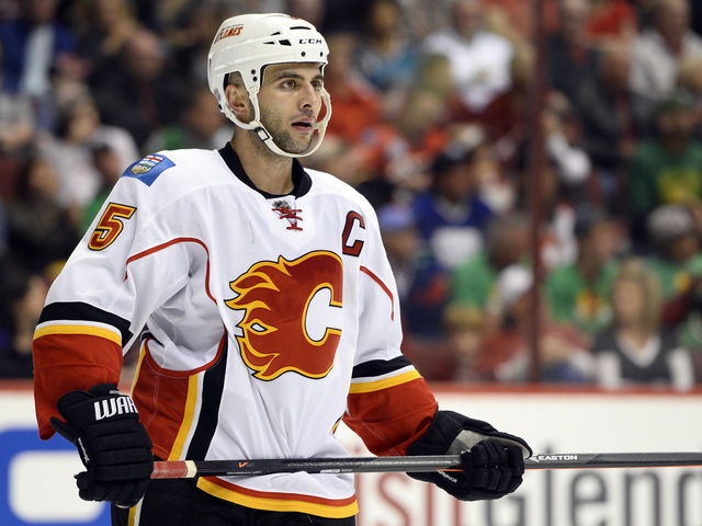 Flames' Giordano: Women could 'absolutely' coach in NHL