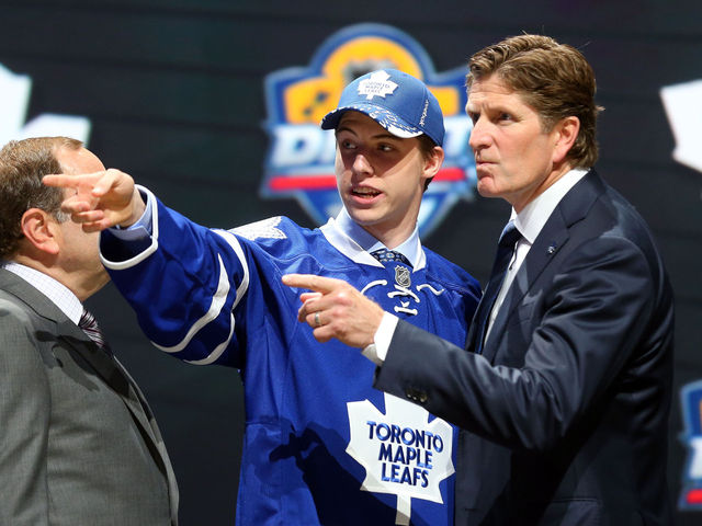 VIDEO: Maple Leafs go behind the scenes with newly drafted Marner
