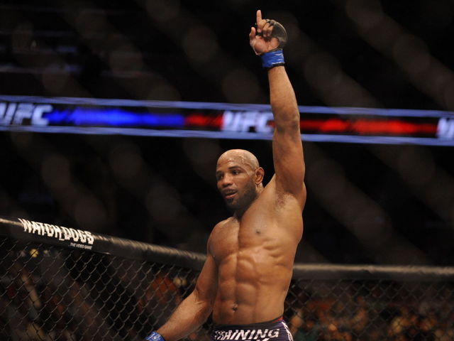 Romero edges 'Jacare' via razor-thin split decision