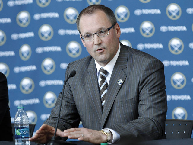 Sabres GM wishy-washy about Bylsma's future