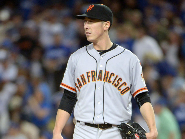 Giants' Lincecum suffers setback, could be done for season