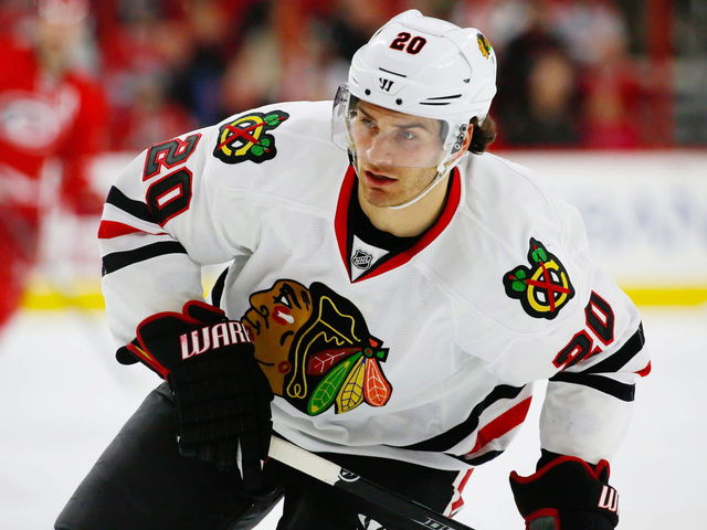 Blackhawks trade Brandon Saad to Blue Jackets in 7-player deal
