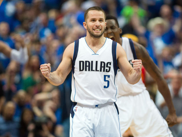 J.J. Barea reportedly leaning towards signing with Heat