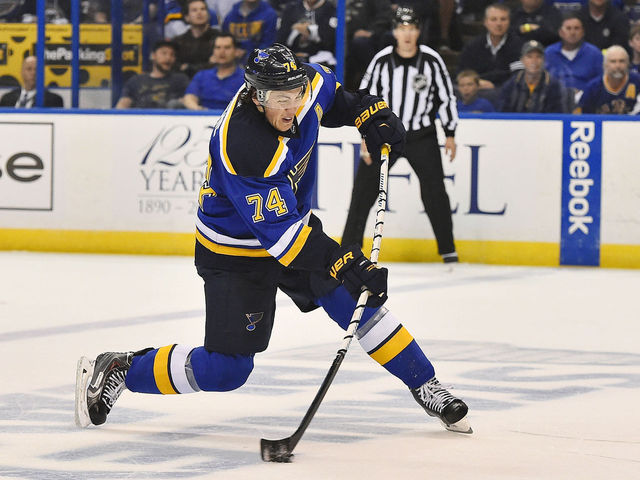 Blues trade Oshie to Capitals for Brouwer, Copley, 3rd-round pick