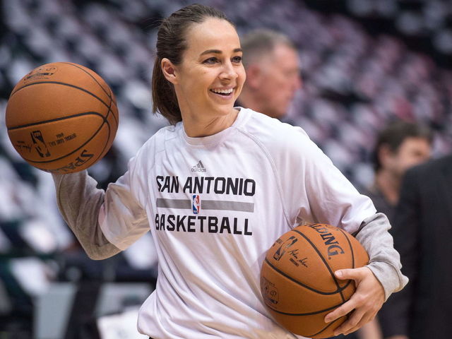 Report: Becky Hammon declined Florida women's head coaching job