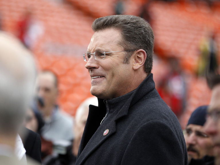 March madness 2020 bracket Report: NFL Hall of Famer Howie Long donates $1M to Villanova