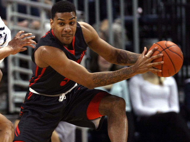 Alabama adds graduate transfer Arthur Edwards