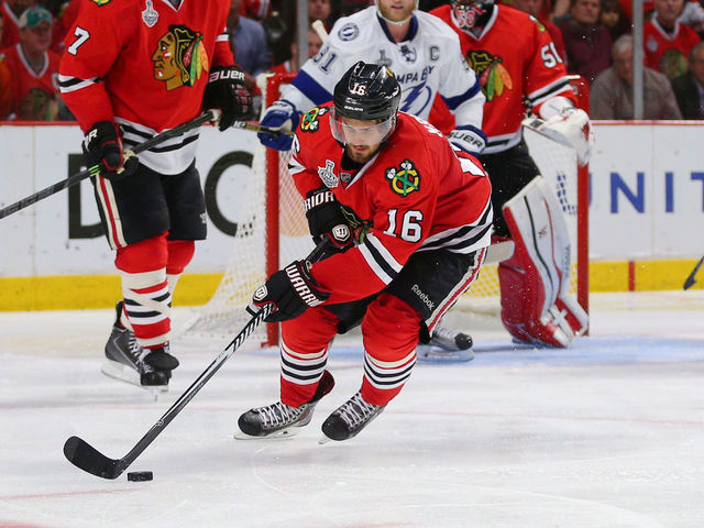 Blackhawks' Kruger out 4 months after surgery on dislocated wrist