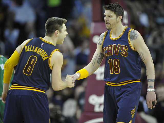 Cavaliers trade Haywood, Miller to Trail Blazers, bring back trade exceptions