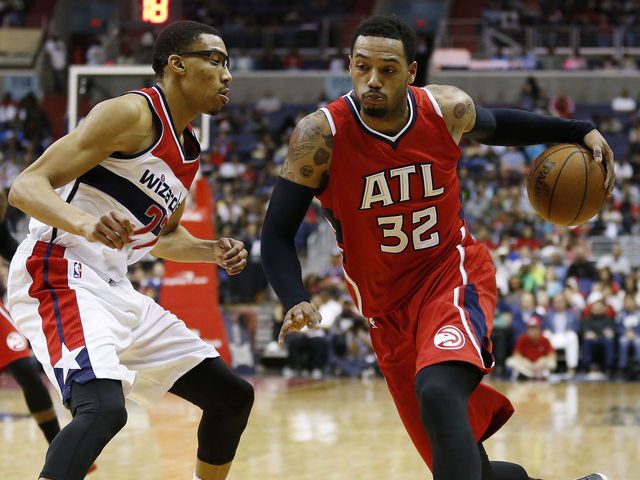 Hawks' Mike Scott arrested on felony drug charges