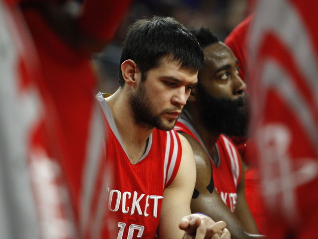 Report: Nuggets waive Kostas Papanikolaou