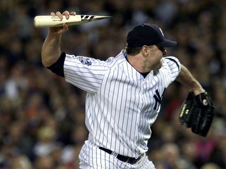 Roger Clemens back with Yankees