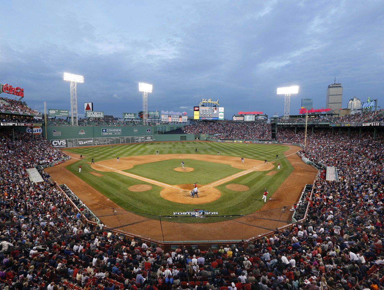 Curt Schilling Blames Smokeless Tobacco for His Oral Cancer