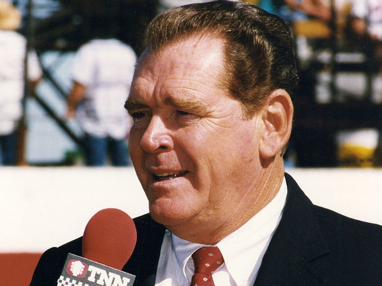 Buddy Baker, NASCAR's 'Gentle Giant,' dies at 74 of cancer | theScore.com