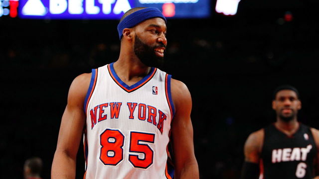 VIDEO: Baron Davis casually swishes 35-foot bomb