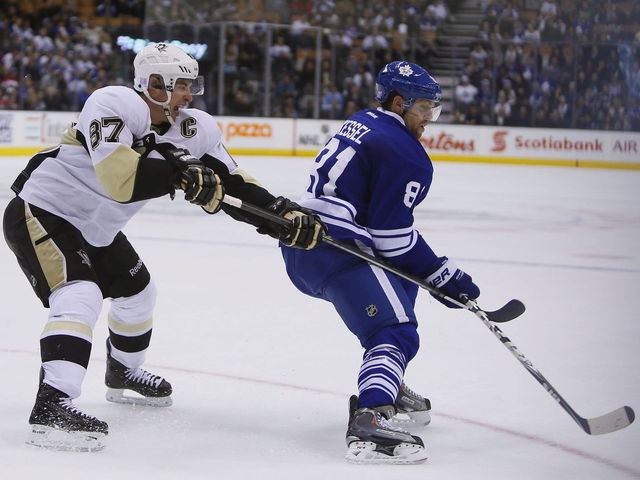 Penguins coach Johnston: Kessel will 'most likely' start alongside Crosby