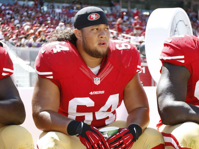 VIDEO: 49ers' defensive tackle Mike Purcell takes 37-yard interception for TD