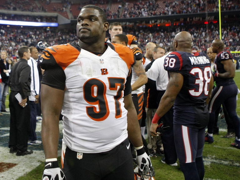 Bengals officially place Geno Atkins on IR, sign Christo Bilukidi - NBC  Sports