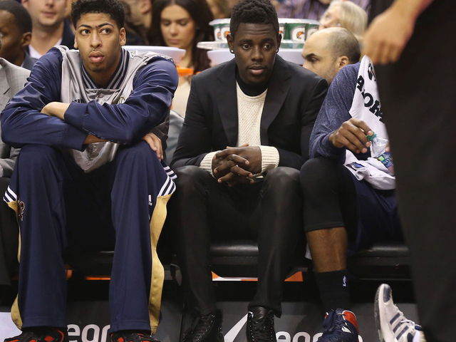 Report: Jrue Holiday could enter 2015-16 with minutes restriction