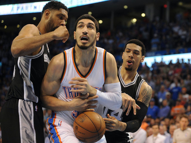 PHOTO: Enes Kanter looks tiny next to world's tallest man