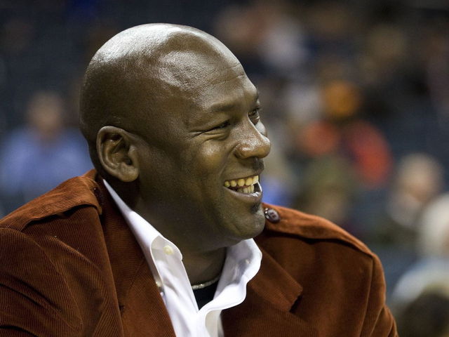 Michael Jordan's jersey from 'Space Jam' up for auction